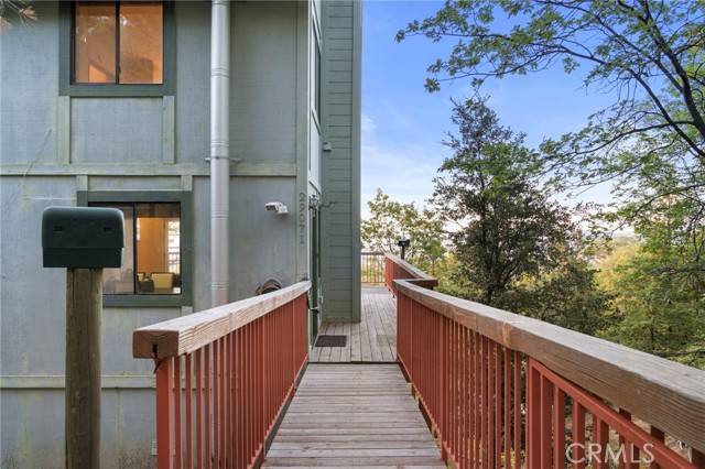 Lake Arrowhead, CA 92352,29071 Lassen Dr