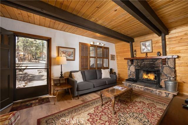 Big Bear Lake, CA 92315,42554 Cedar Avenue