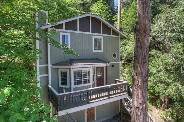 Crestline, CA 92325,23819 Scenic Drive