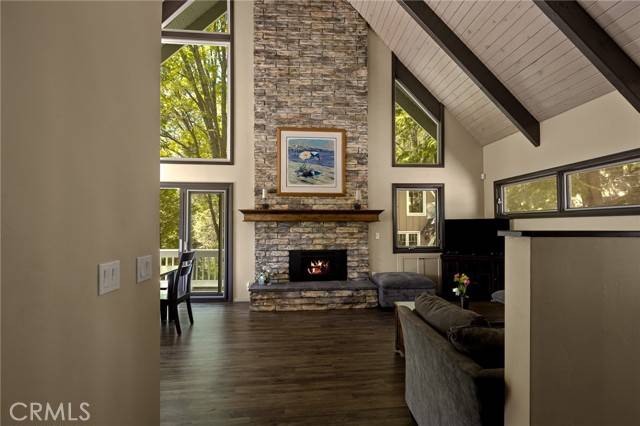 Lake Arrowhead, CA 92352,28960 Palisades Drive