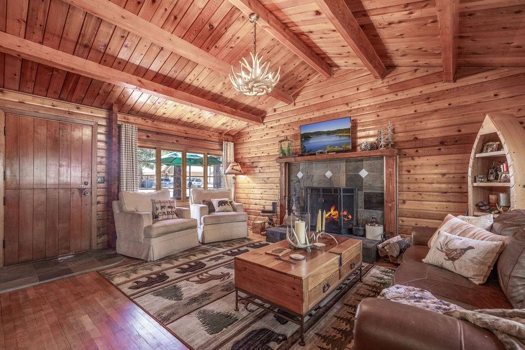 Sugarloaf, CA 92386,331 Maple Lane