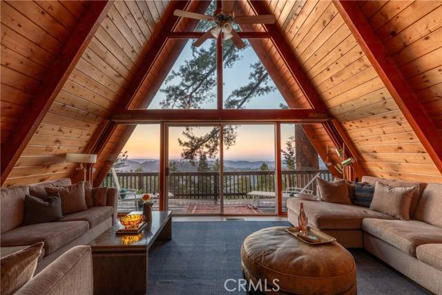 Crestline, CA 92325,24032 Skyland Drive