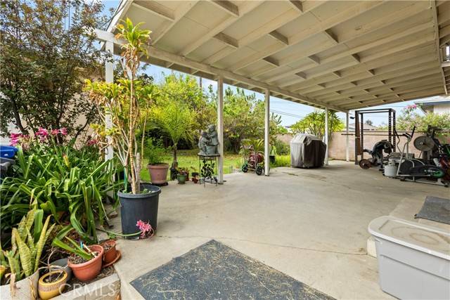 Ontario, CA 91762,945 W Bonnie Brae Court