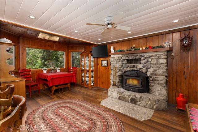 Forest Falls, CA 92339,9091 Mountain View Drive