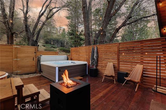 Fawnskin, CA 92333,39318 Cedar Dell Road