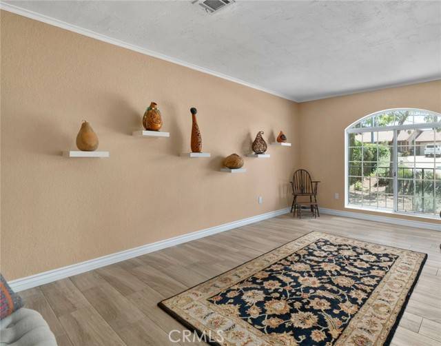 Banning, CA 92220,4527 Mockingbird Lane