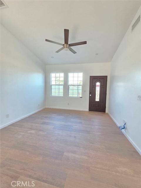 Downey, CA 90241,8431 Fontana St #A