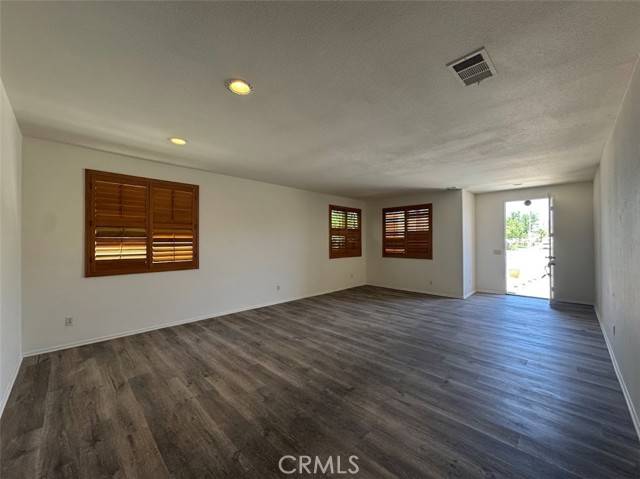 Palmdale, CA 93551,2306 Camellia Street