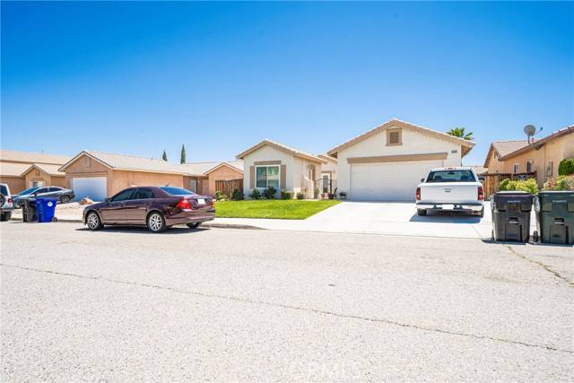 Victorville, CA 92392,13399 Dover Lane