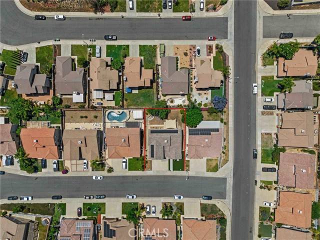 Corona, CA 92883,27051 Featherhill Drive