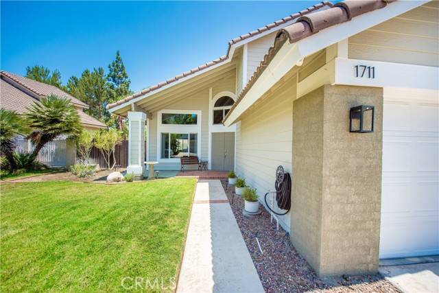 Corona, CA 92882,1711 Yellow Pine
