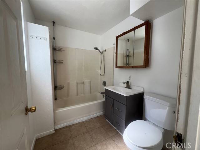 Crestline, CA 92325,303 Ca-138