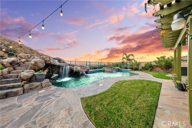 Corona, CA 92882,2514 Bulrush Circle