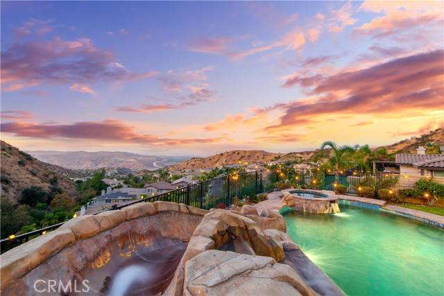 Corona, CA 92882,2514 Bulrush Circle