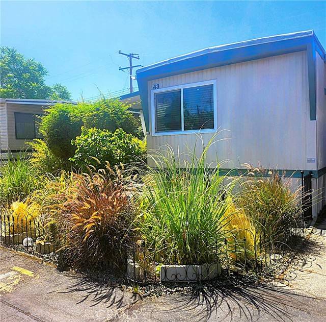 Yucaipa, CA 92399,12830 6th #43