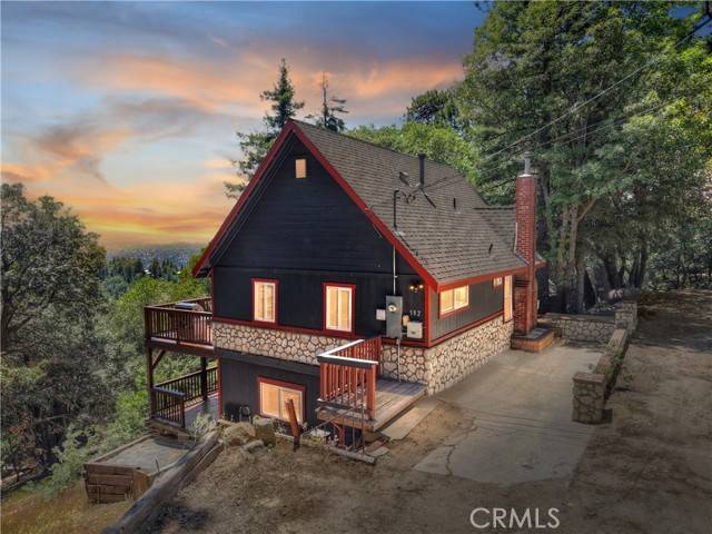 Twin Peaks, CA 92391,582 Sunset View Road