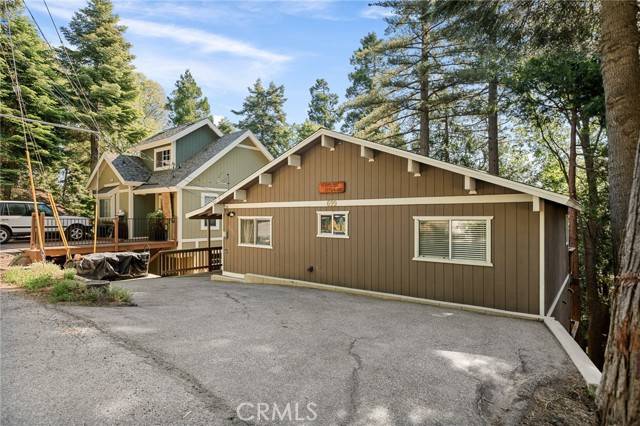 Lake Arrowhead, CA 92352,699 Pinnacle Drive
