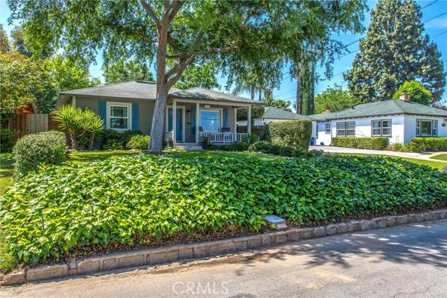 Redlands, CA 92373,1107 Chestnut Avenue