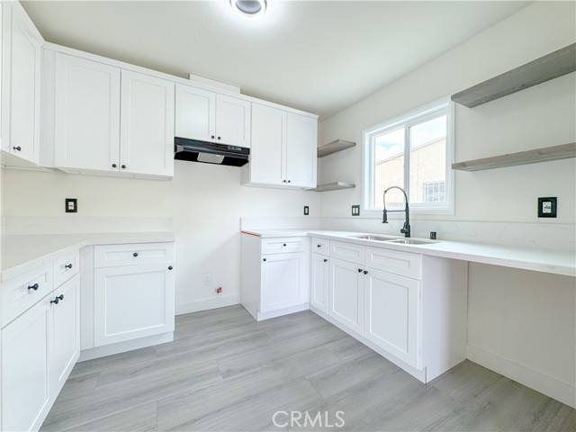 Compton, CA 90221,1512 S Butler Avenue
