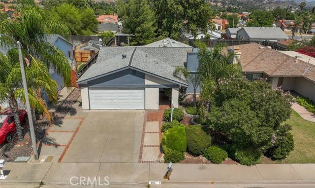 Lake Elsinore, CA 92530,134 N Woodlake Street