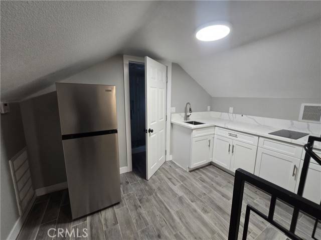 Corona, CA 92882,136 N Sheridan Street #B