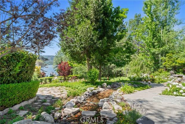 Lake Arrowhead, CA 92352,28233 North Shore Road
