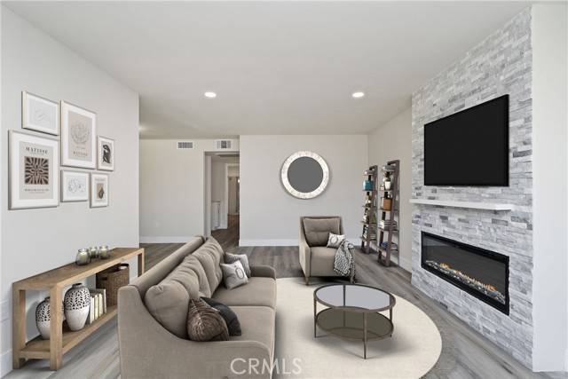 Hemet, CA 92543,622 S Santa Fe Street #6