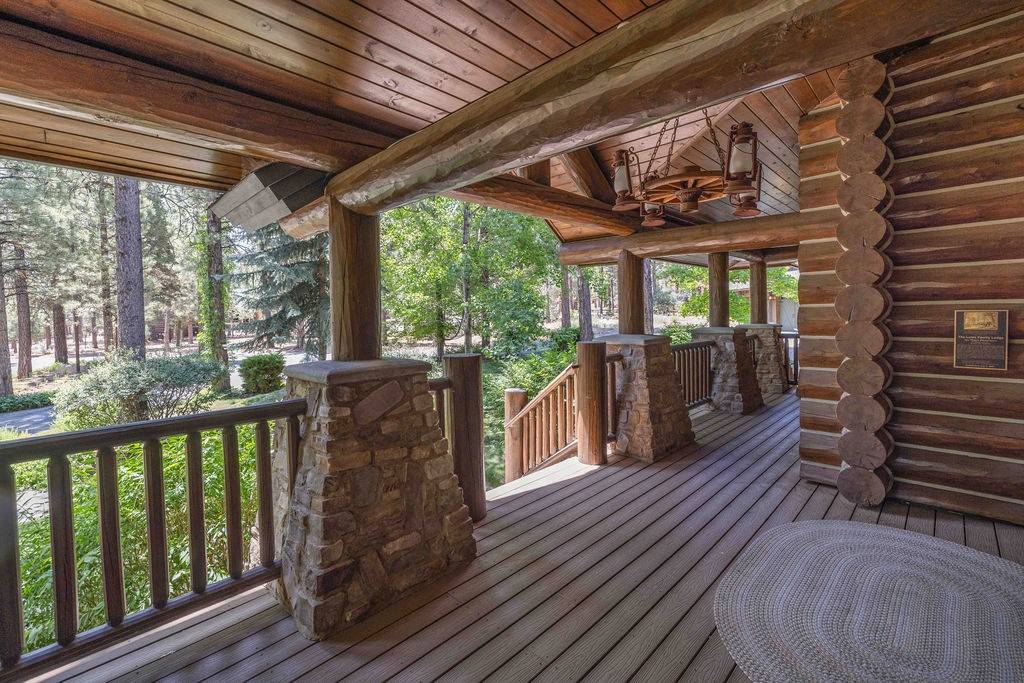 Big Bear City, CA 92314,915 Wilderness Drive