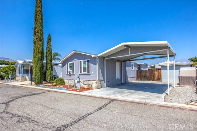 Highland, CA 92346,7717 Church #95