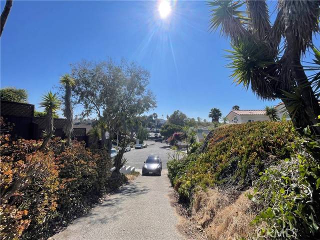 Redondo Beach, CA 90278,2215 Hall Court