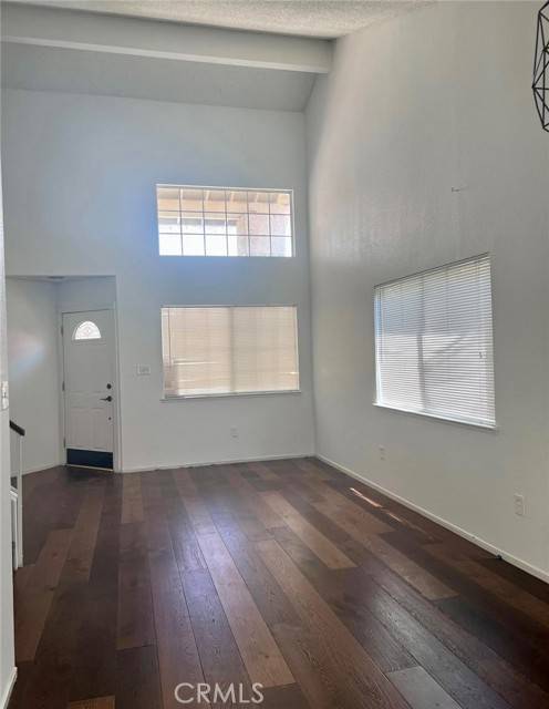 Bakersfield, CA 93311,8109 Birch Street