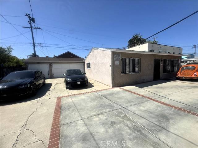 Los Angeles, CA 90044,1022 W 103rd Street