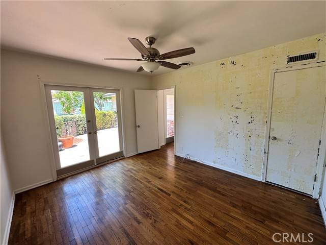 Sherman Oaks, CA 91403,14655 Morrison Street