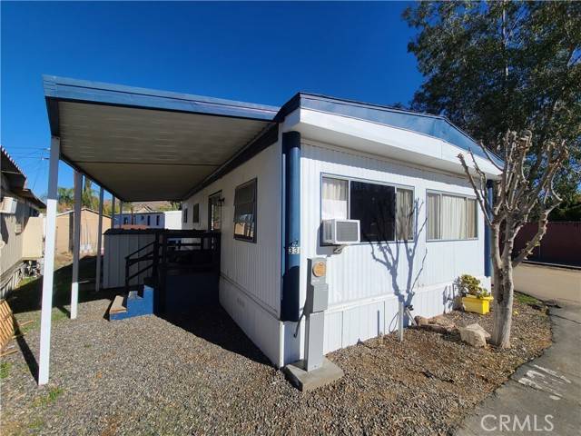 Lake Elsinore, CA 92530,300 N ELLIS #33A