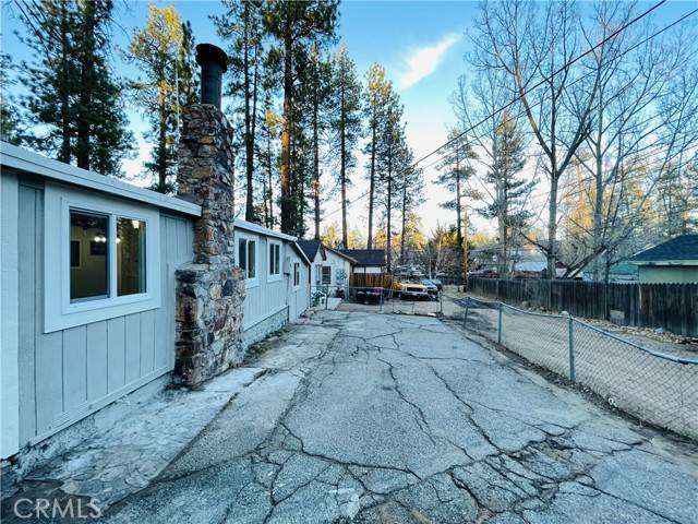 Big Bear Lake, CA 92315,40168 Highland Road