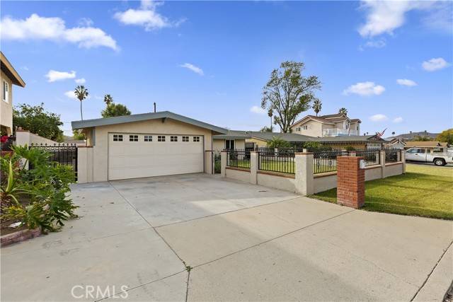 Corona, CA 92879,3596 Windsong Street