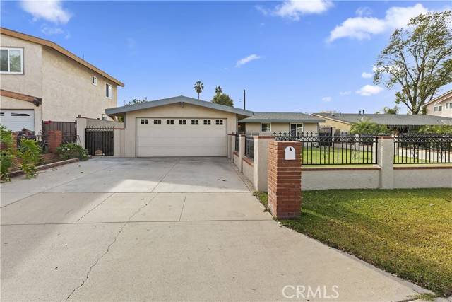 Corona, CA 92879,3596 Windsong Street