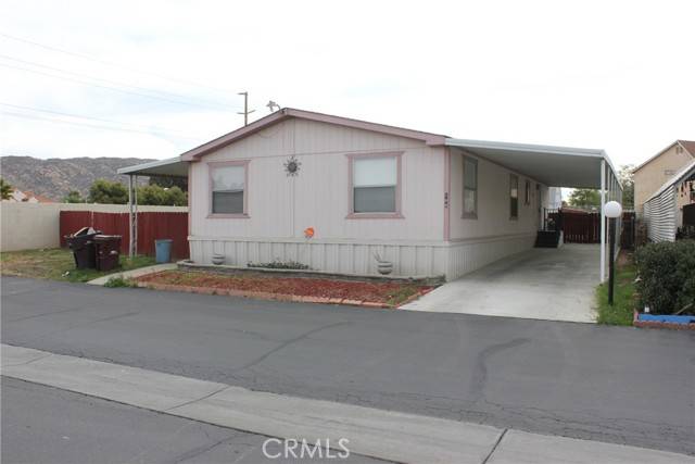 Moreno Valley, CA 92551,25350 Santiago #188