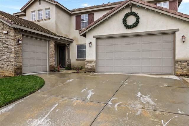 Corona, CA 92880,14233 Shady Creek Circle