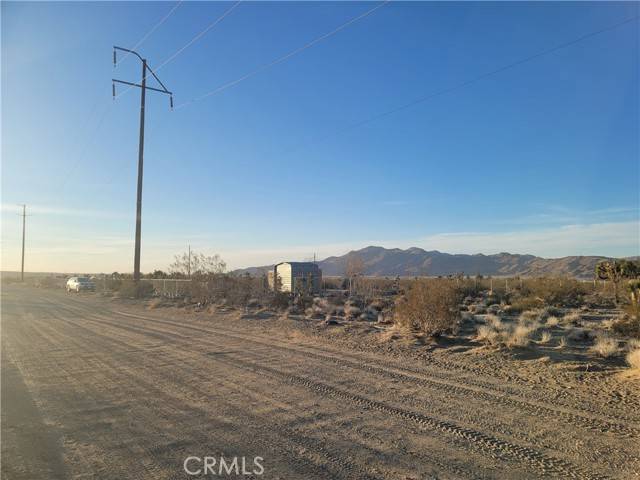 Lucerne Valley, CA 92356,9705 Buena Vista