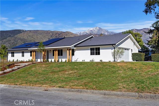 Yucaipa, CA 92399,10373 Country Lane