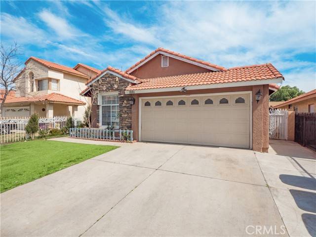 Perris, CA 92571,1881 sandpiper Way