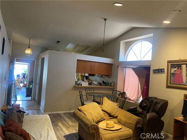 Perris, CA 92571,308 Momento Avenue