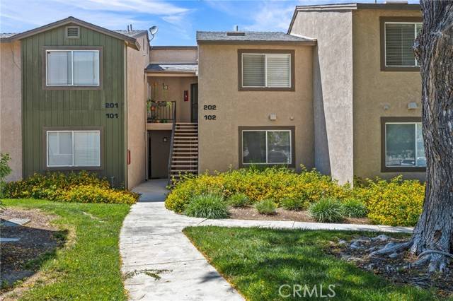 Corona, CA 92882,2592 Avenida Del Vista #102