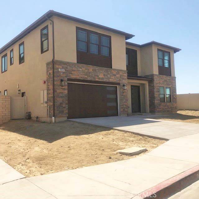 Chatsworth, CA 91311,21132 Poema Place