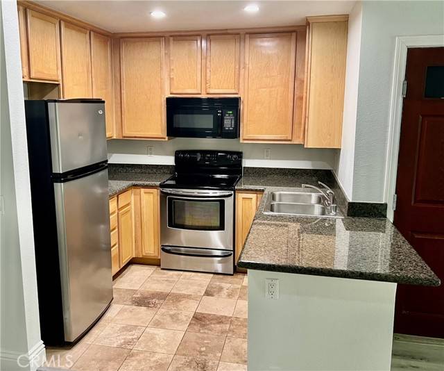 Corona, CA 92882,2525 San Gabriel Way #103