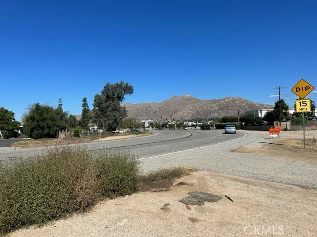 Moreno Valley, CA 92553,0 Dracaea Ave