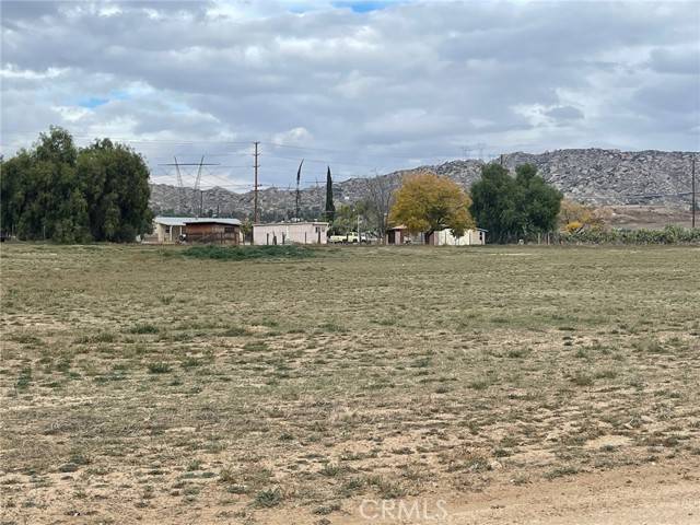 Menifee, CA 92585,0 Patelli