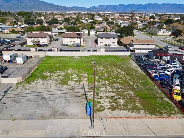 Fontana, CA 92335,0 Foothill