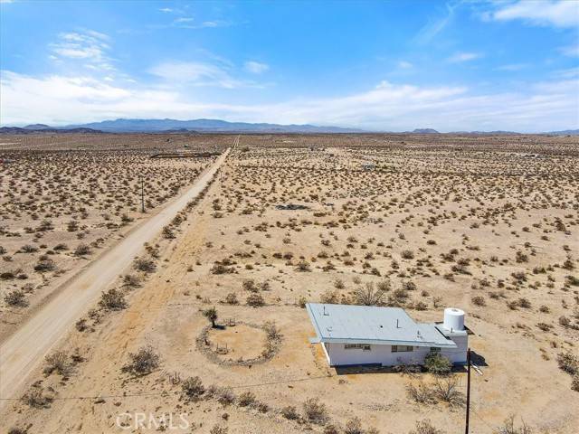 29 Palms, CA 92277,67876 Presswood Road